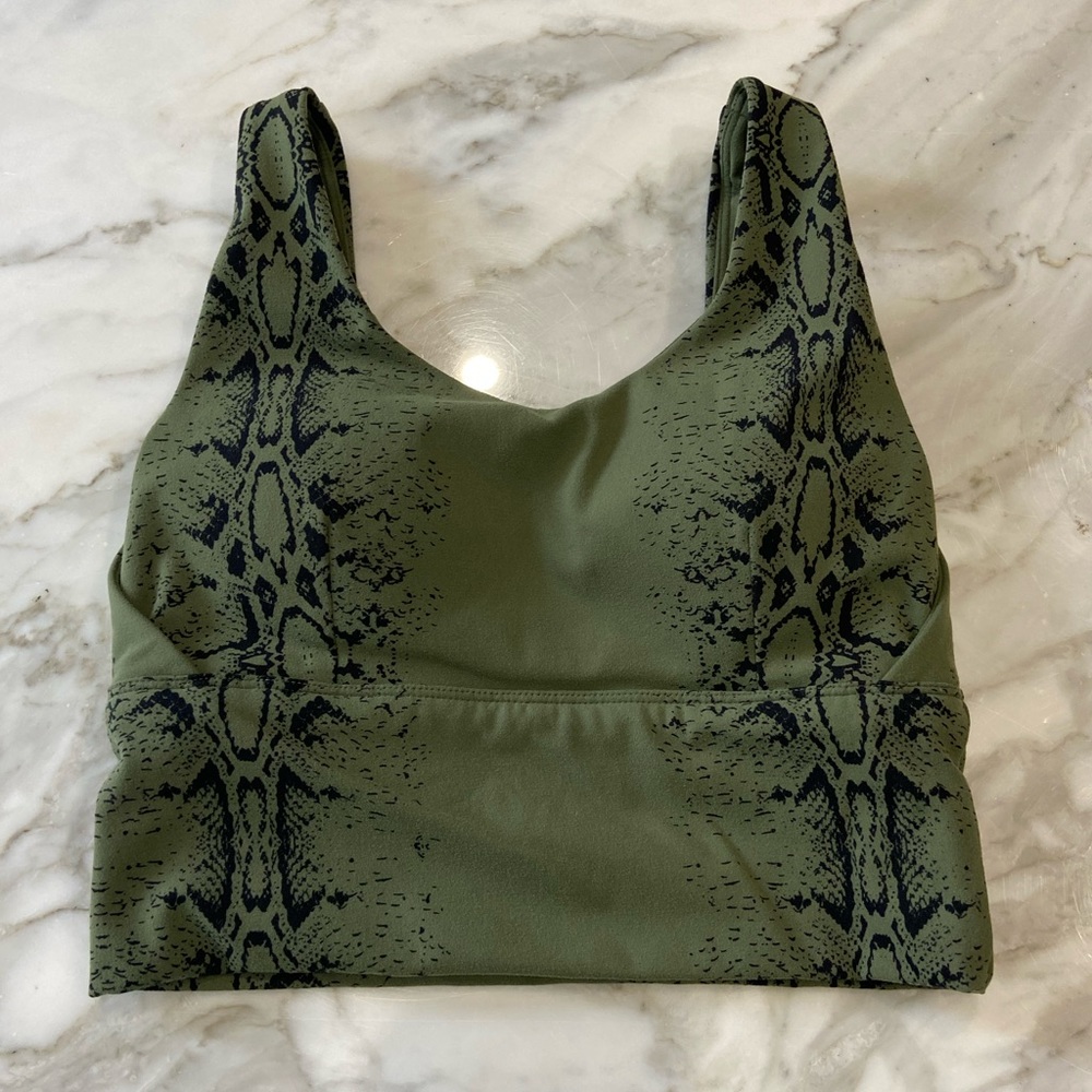 Curves N Combatboots Crop Bra and Leggings Set - Picture 2 of 7